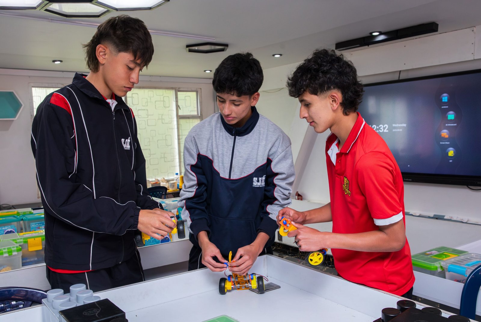 Colegio Bilingüe San Juan de Ávila (Bogotá)