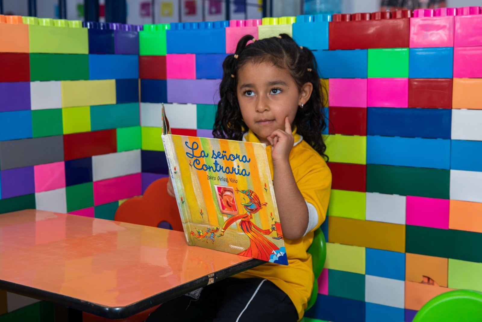 Colegio Bilingüe San Juan de Ávila (Bogotá)