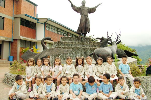 Colegio Franciscano San Luis Rey Armenia