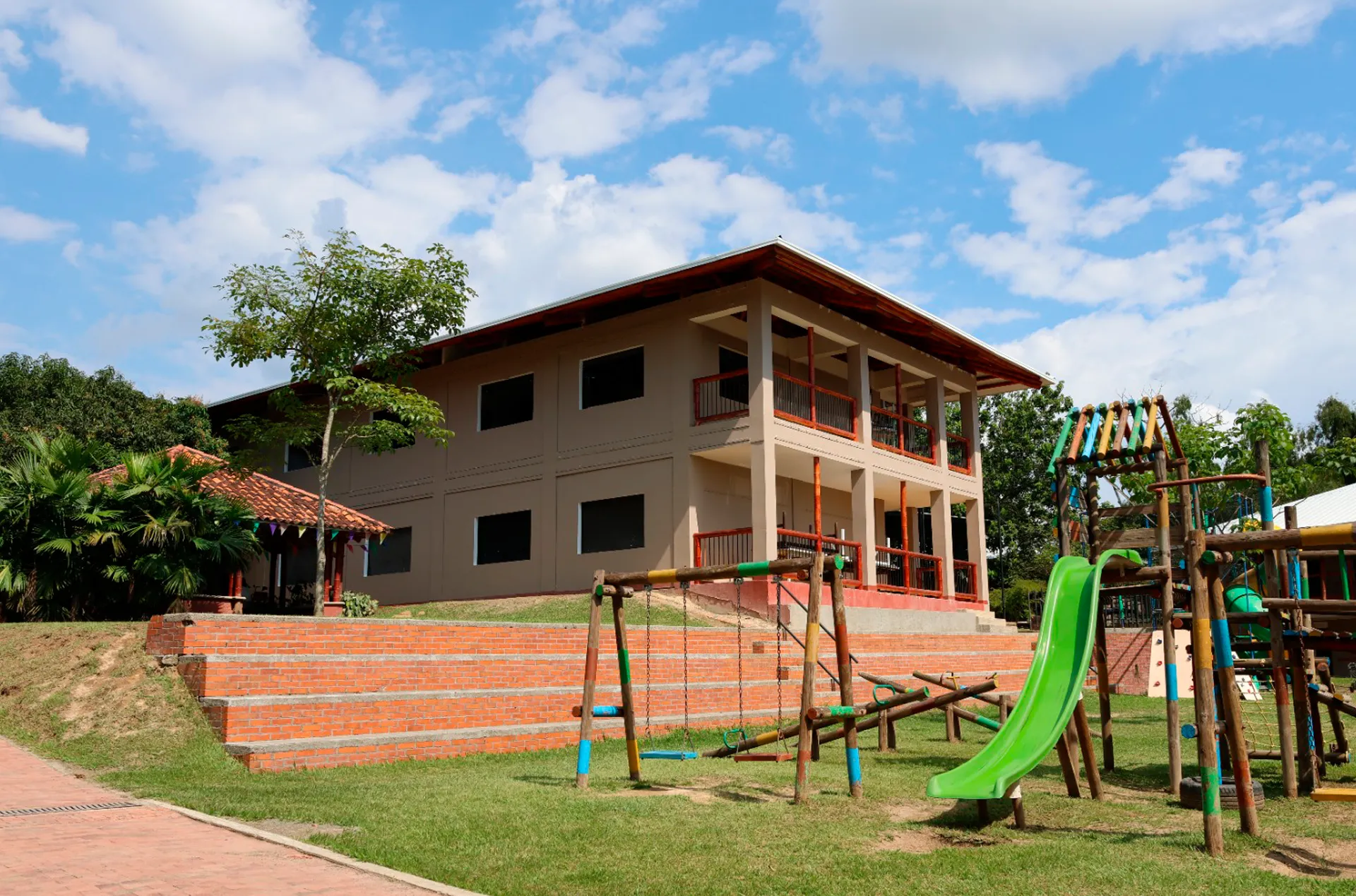 Liceo Pino Verde (Pereira)