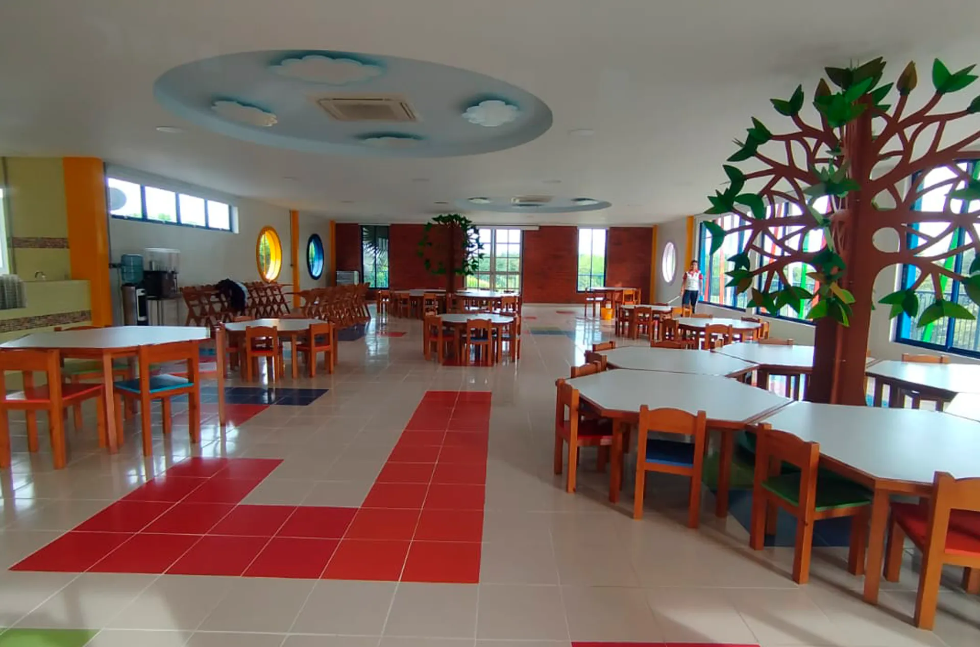 The Colombus American School (Rivera)