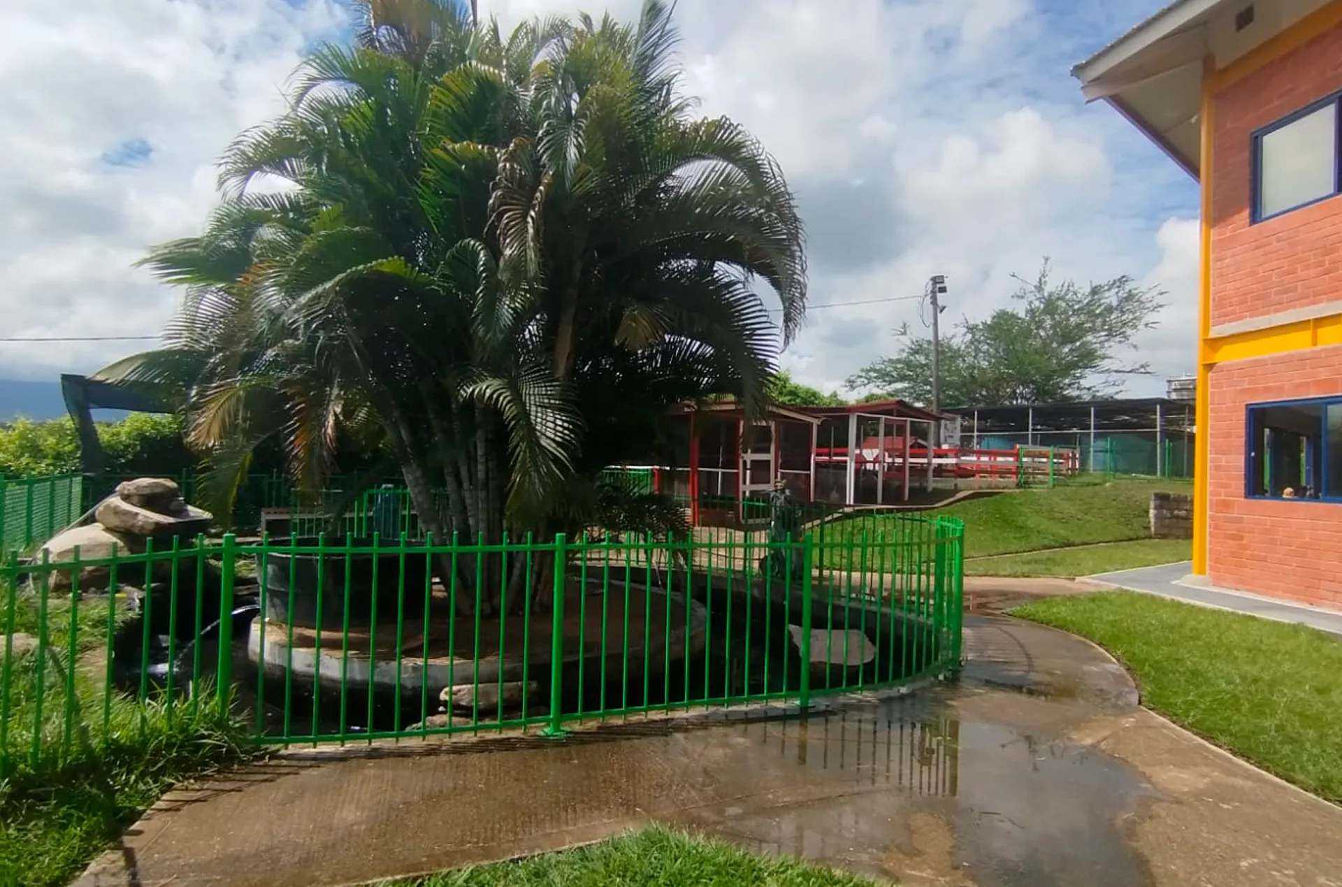 The Colombus American School (Rivera)