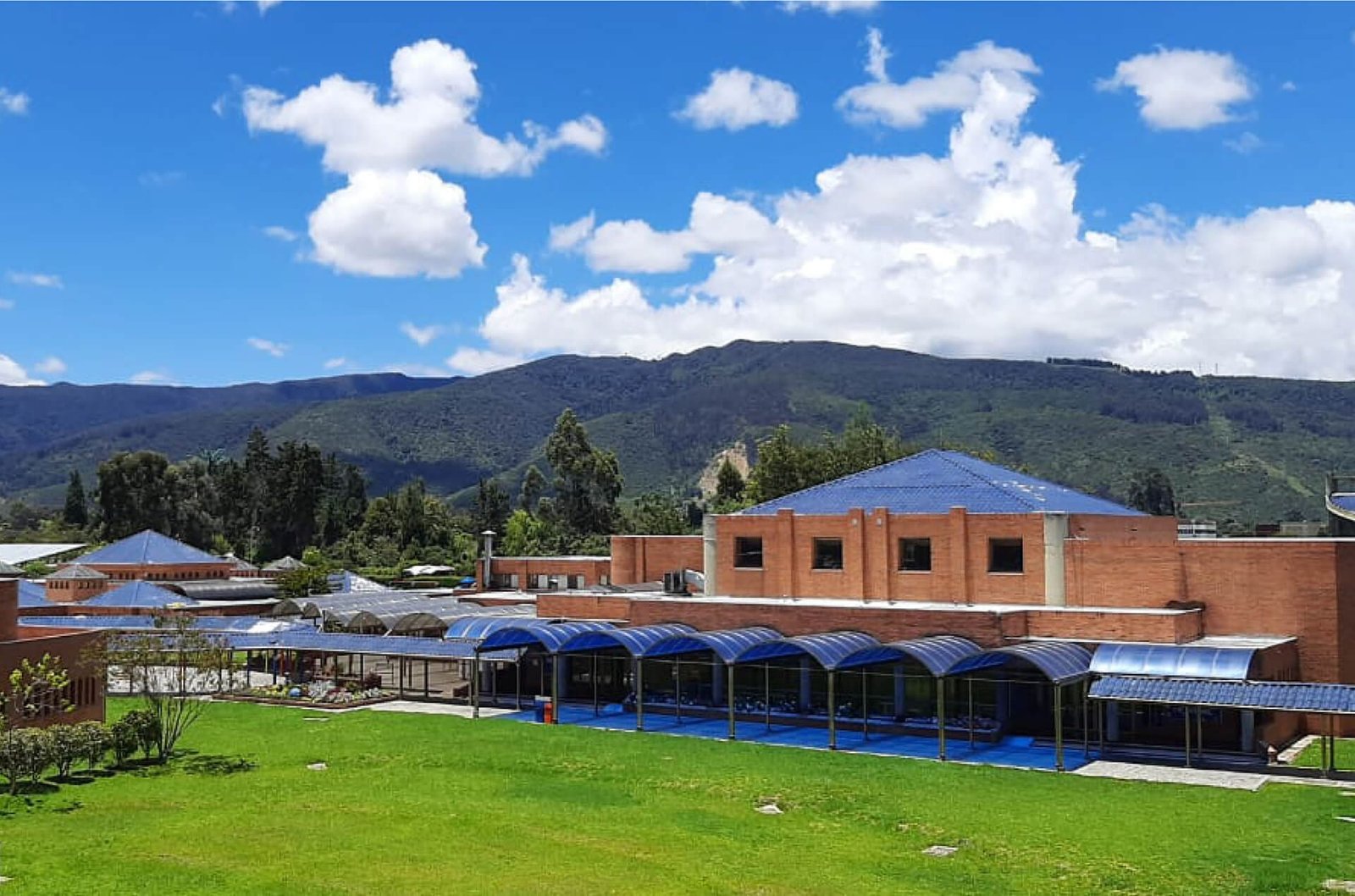 Colegio Bilingüe La Enseñanza – Compañía de María (Bogotá)