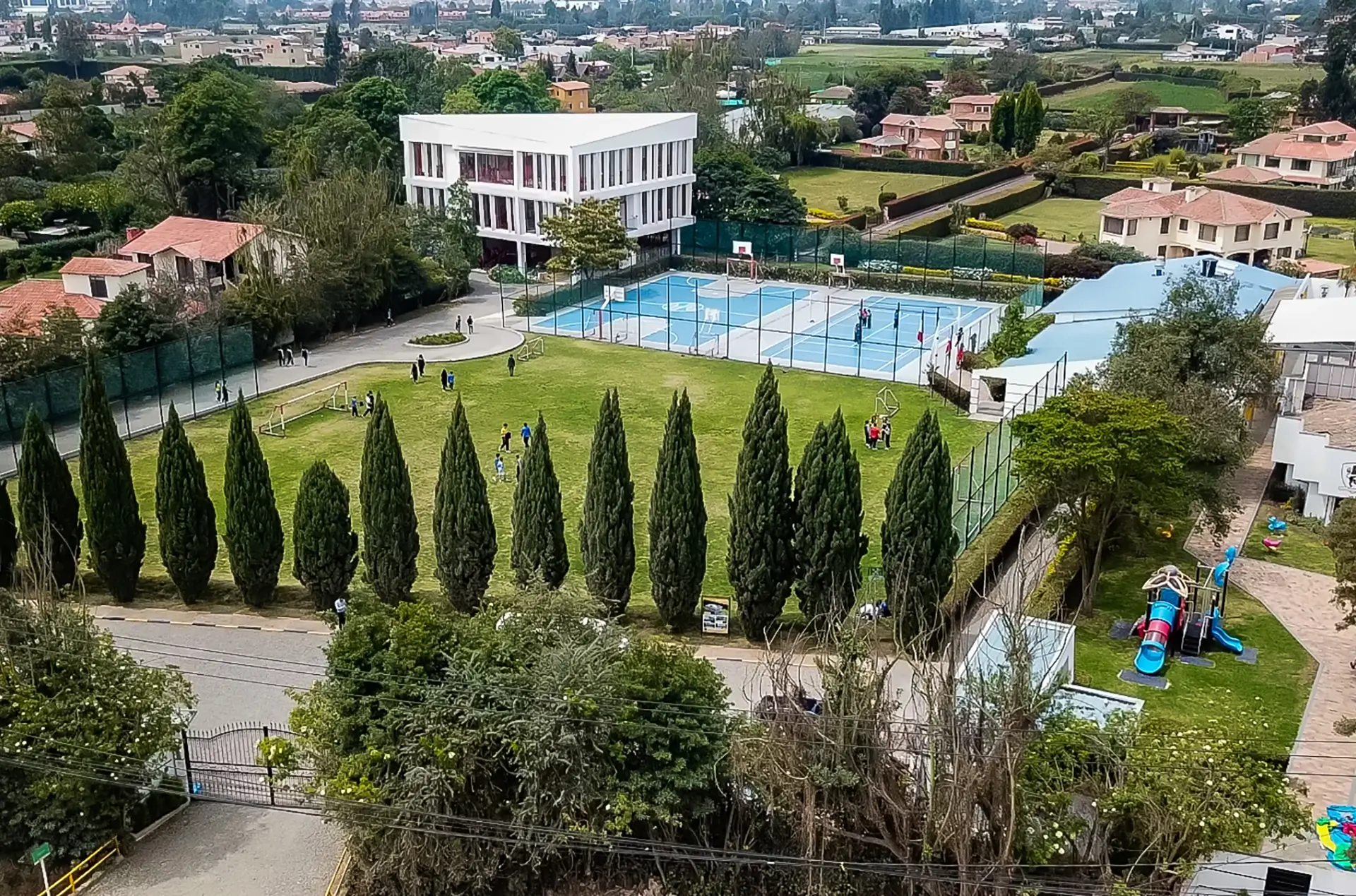 Colegio Cambridge (La Calera)