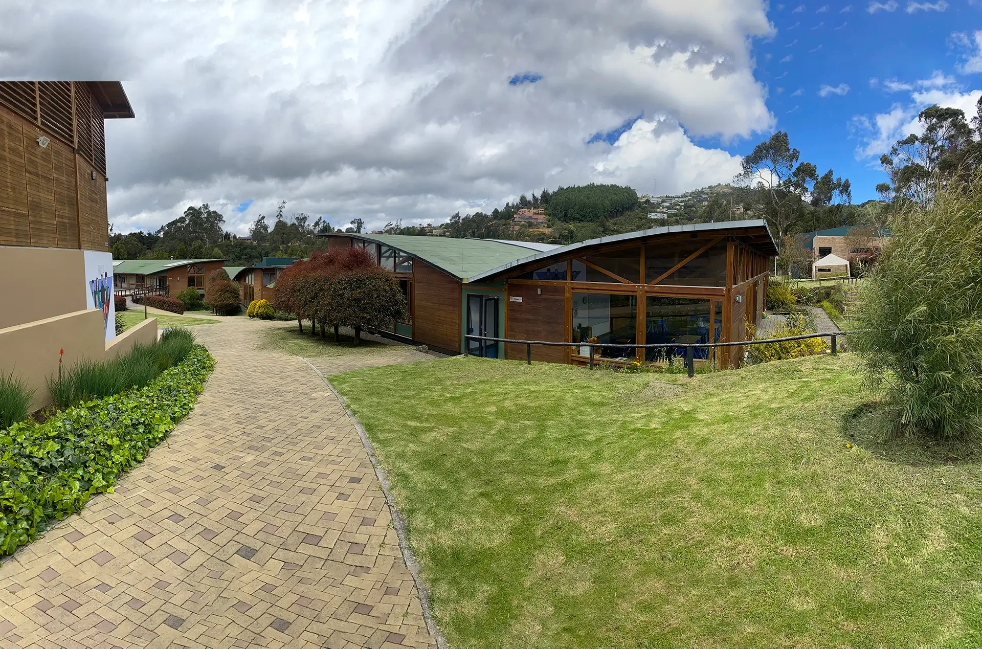 Colegio Ekirayá (La Calera)