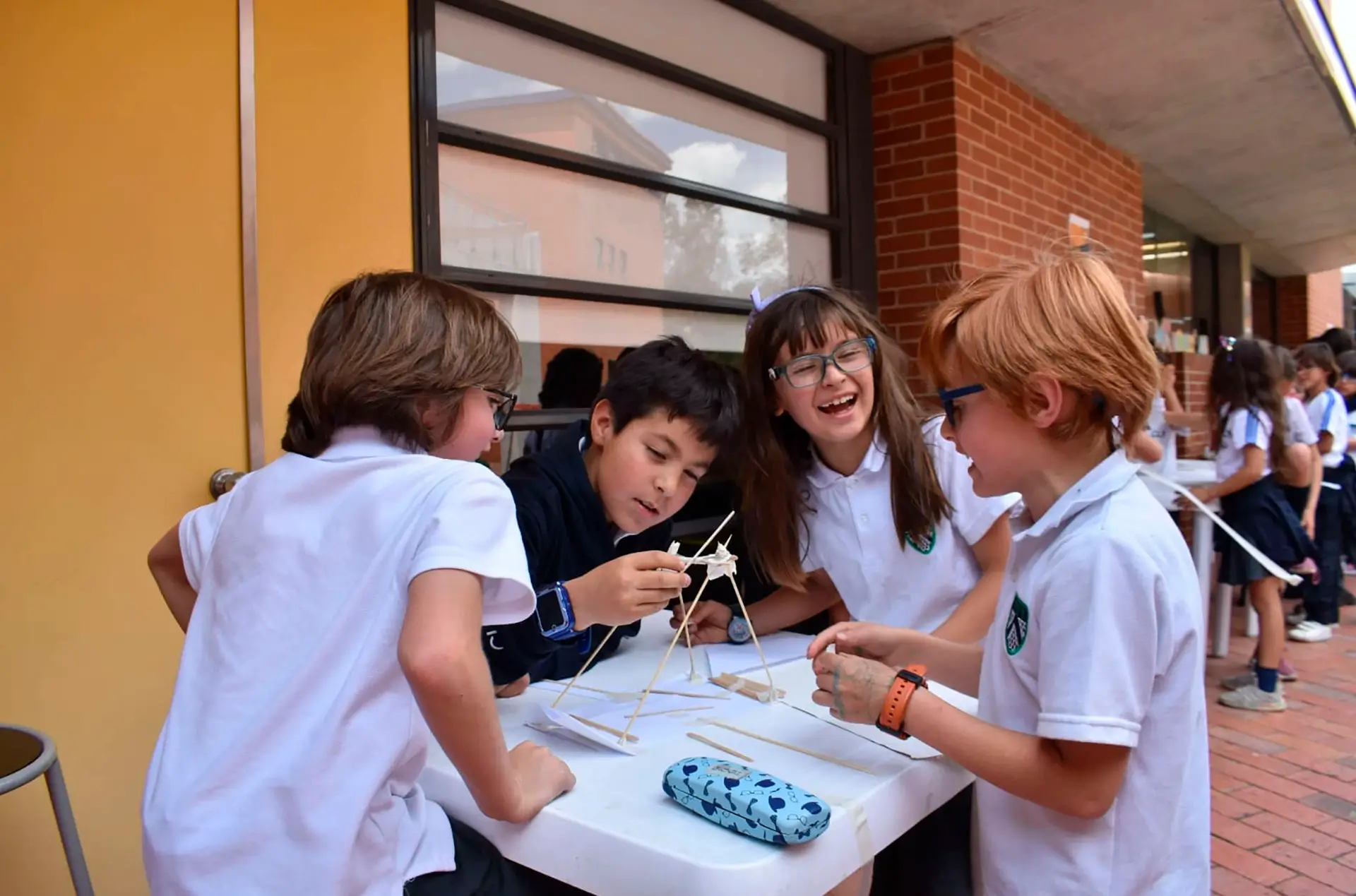 Colegio Los Nogales (Bogotá)