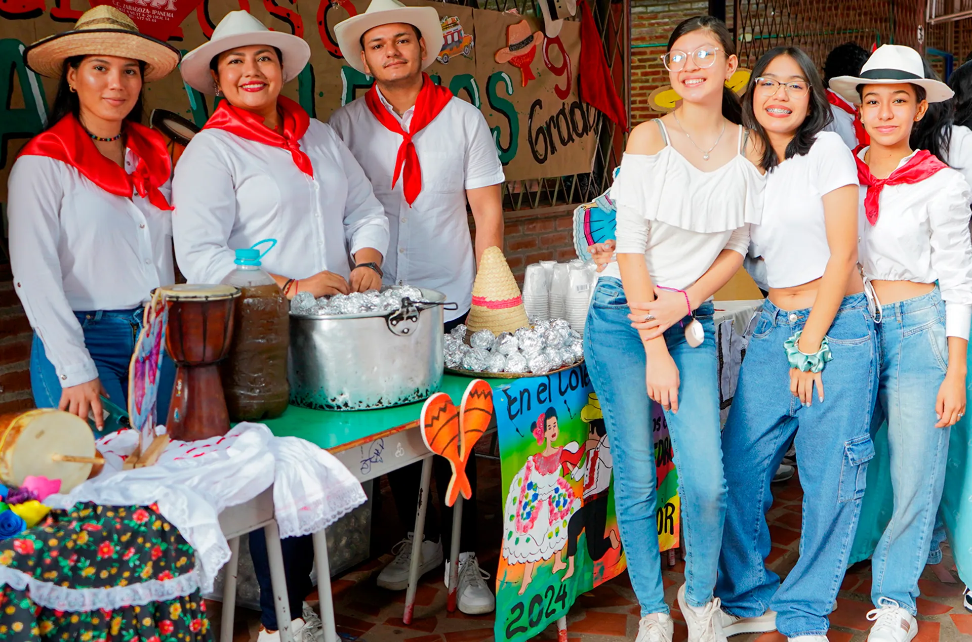 Colegio Bilingüe Nacional Colombo Inglés