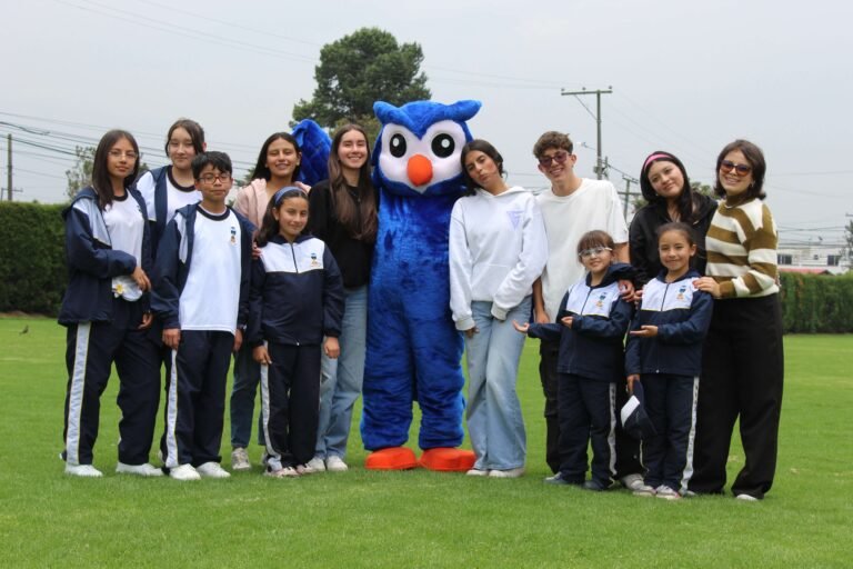 Liceo De Los Andes (Cota)