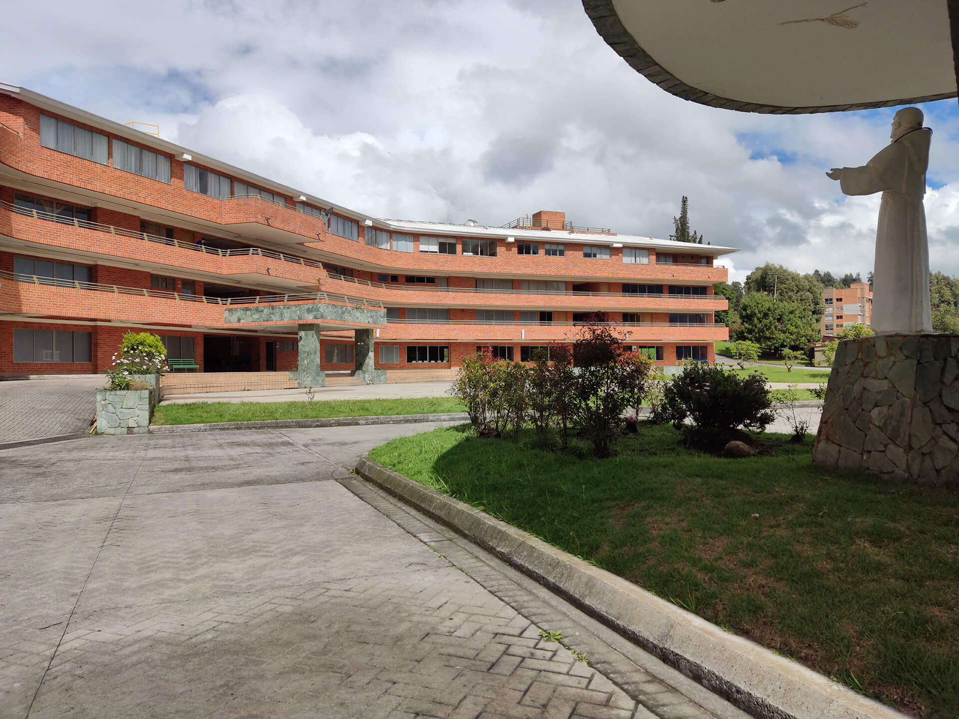 Colegio Alvernia Bilingüe (Bogotá)