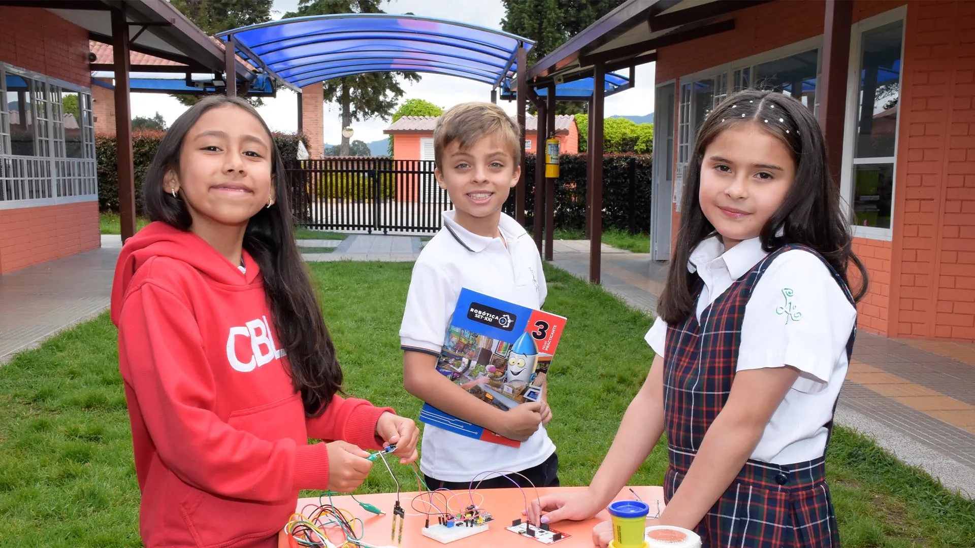 Colegio Bilingüe Lerner & Klein (Tenjo)