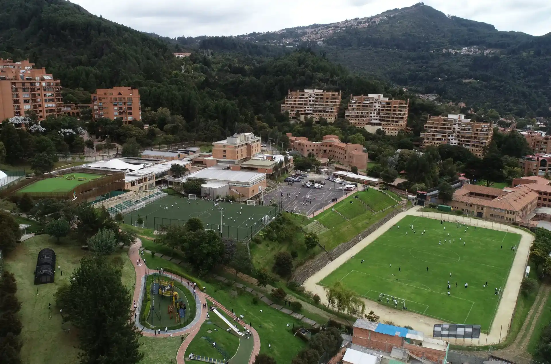 Gimnasio De Los Cerros (Bogotá)