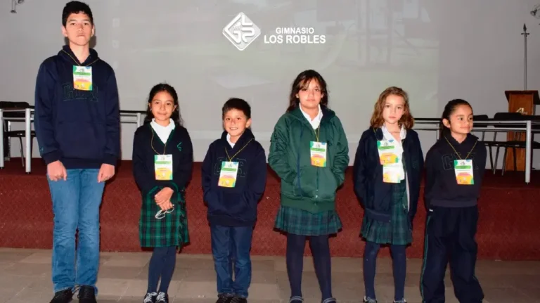 Explora el Banco Robles en el Gimnasio Los Robles Bogotá.