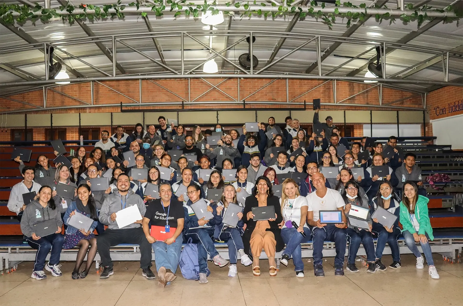 El Colegio Bilingüe Maximino Poitiers recibe reconocimiento internacional como colegio de referencia Google