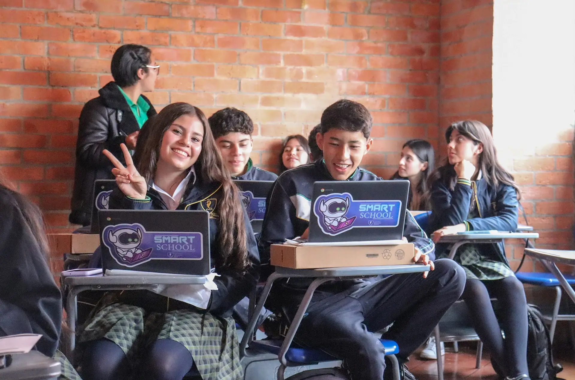 El Colegio Bilingüe Maximino Poitiers recibe reconocimiento internacional como colegio de referencia Google