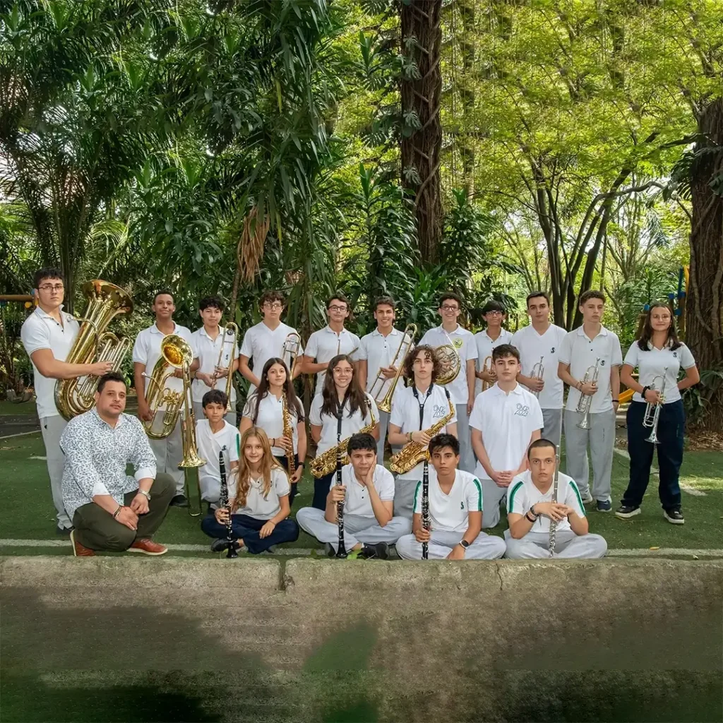 Colegio San Ignacio de Loyola Medellín en Los Mejores Colegios