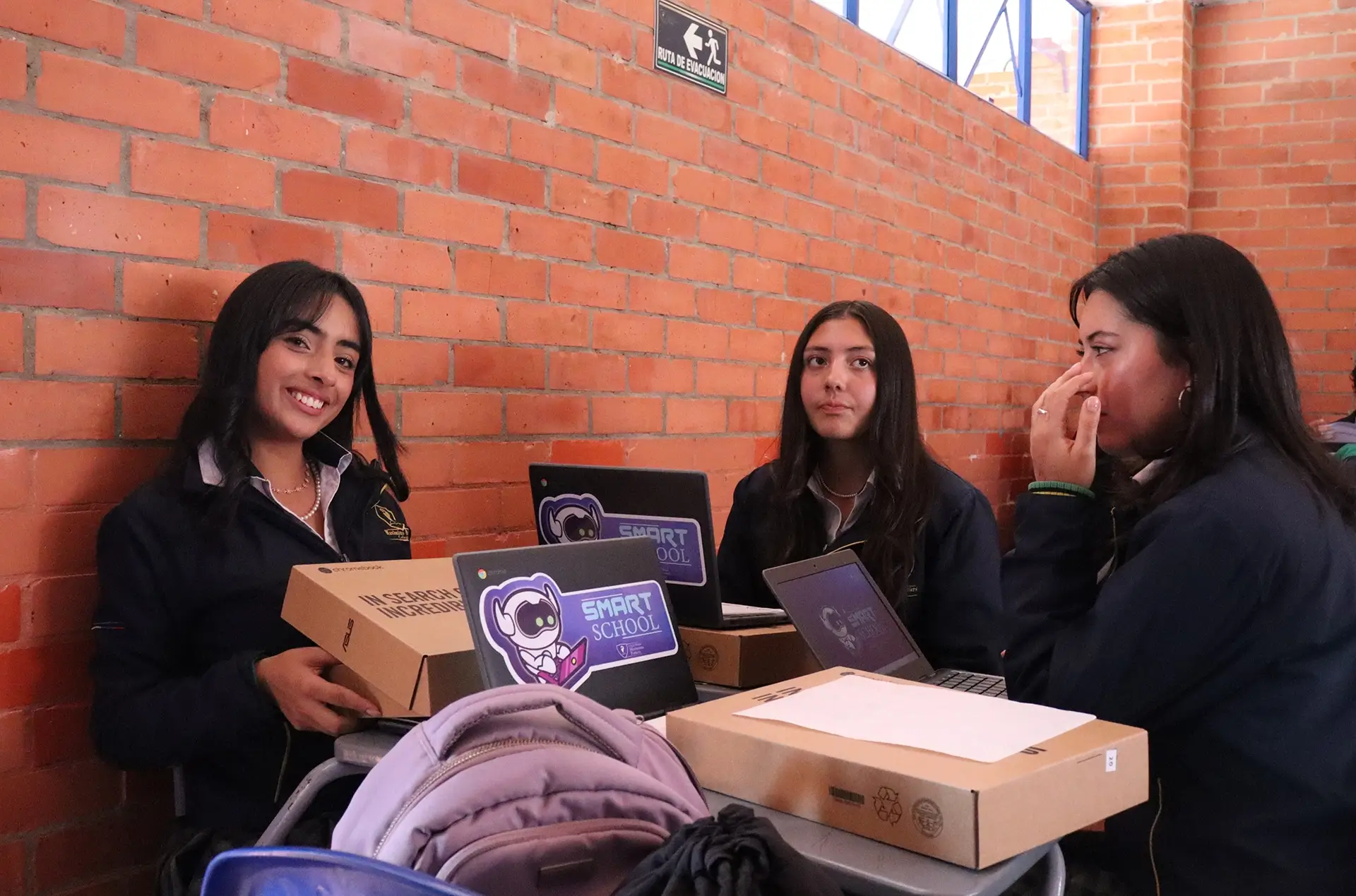 El Colegio Bilingüe Maximino Poitiers recibe reconocimiento internacional como colegio de referencia Google