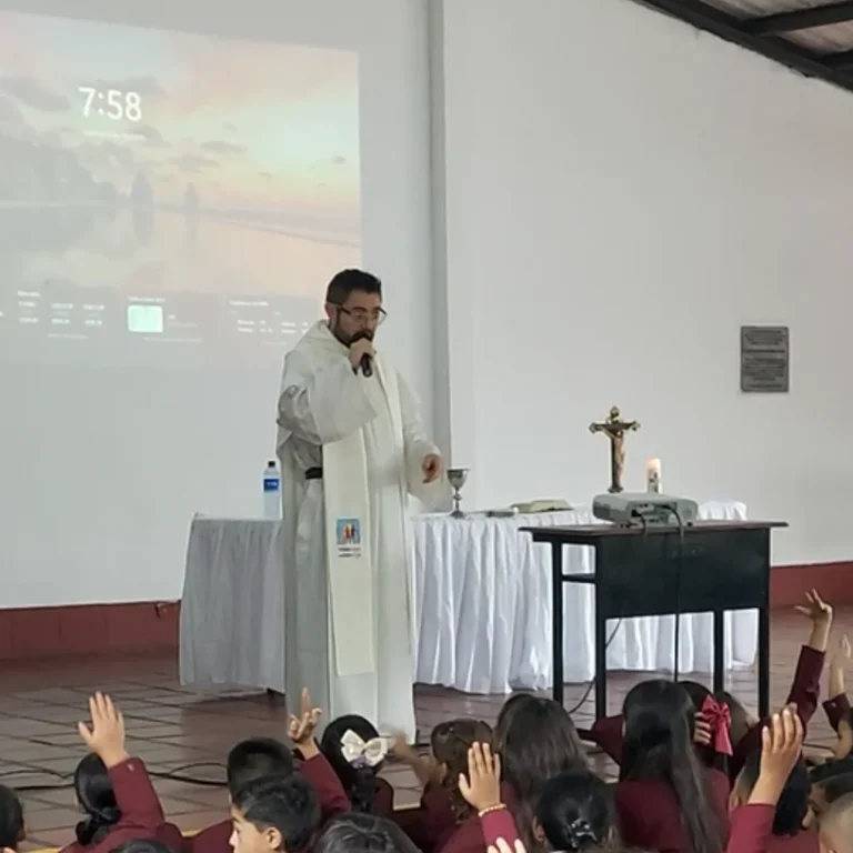 Inicio del tercer periodo académico en el Colegio Bilingüe Anglo Americano de Cali