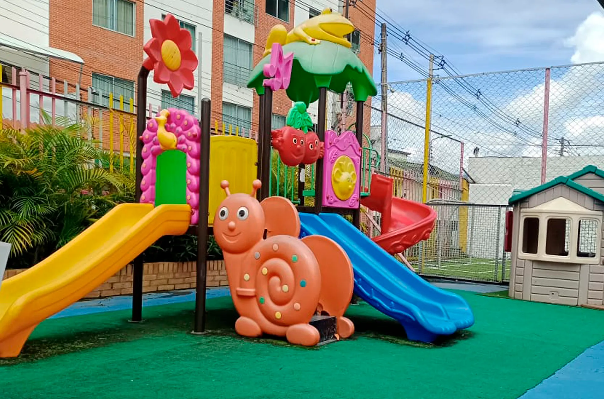 Liceo Miguel de Cervantes Saavedra (Fusagasugá)