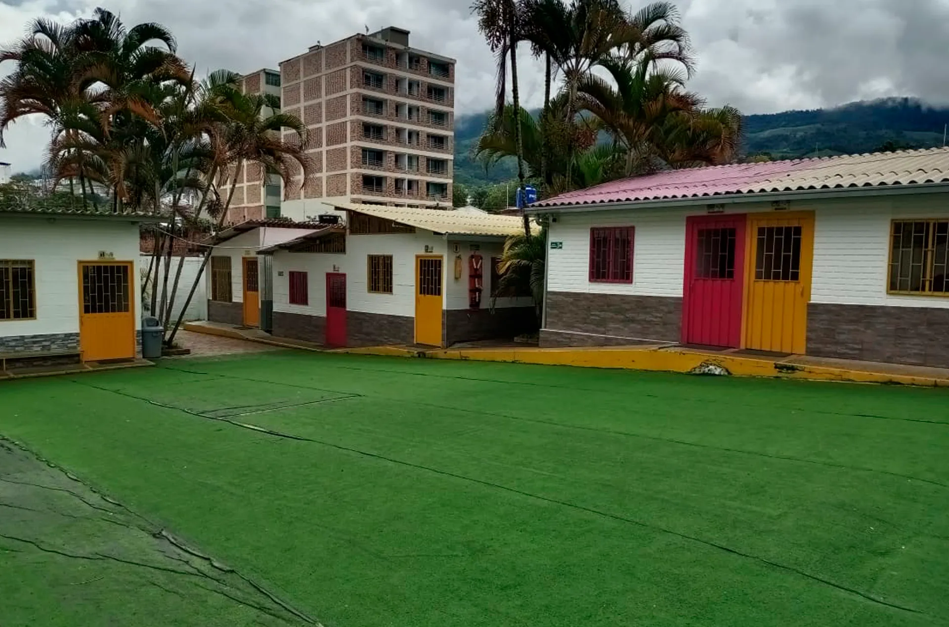 Liceo Miguel de Cervantes Saavedra (Fusagasugá)