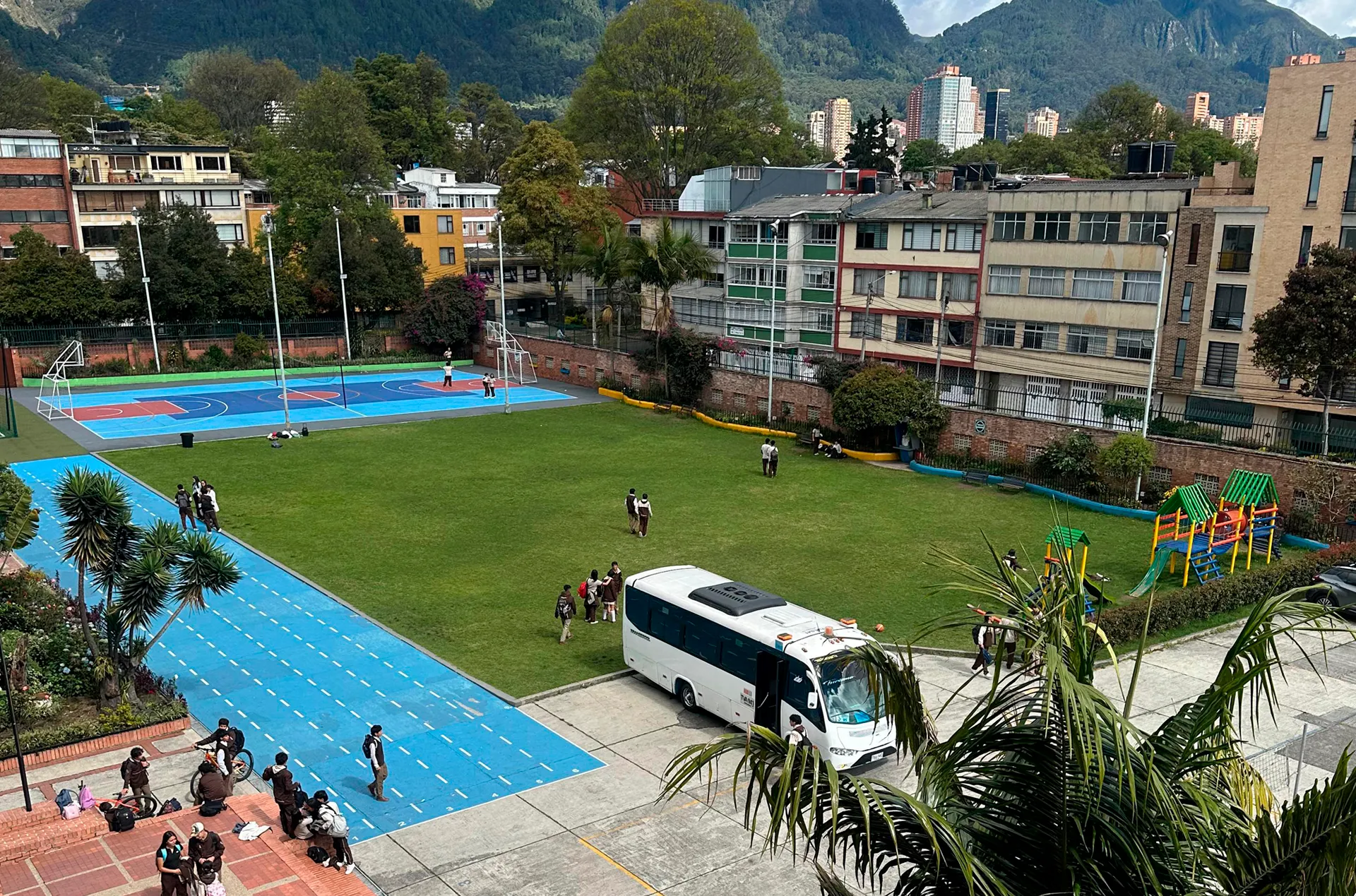 Colegio El Carmelo (Bogotá)