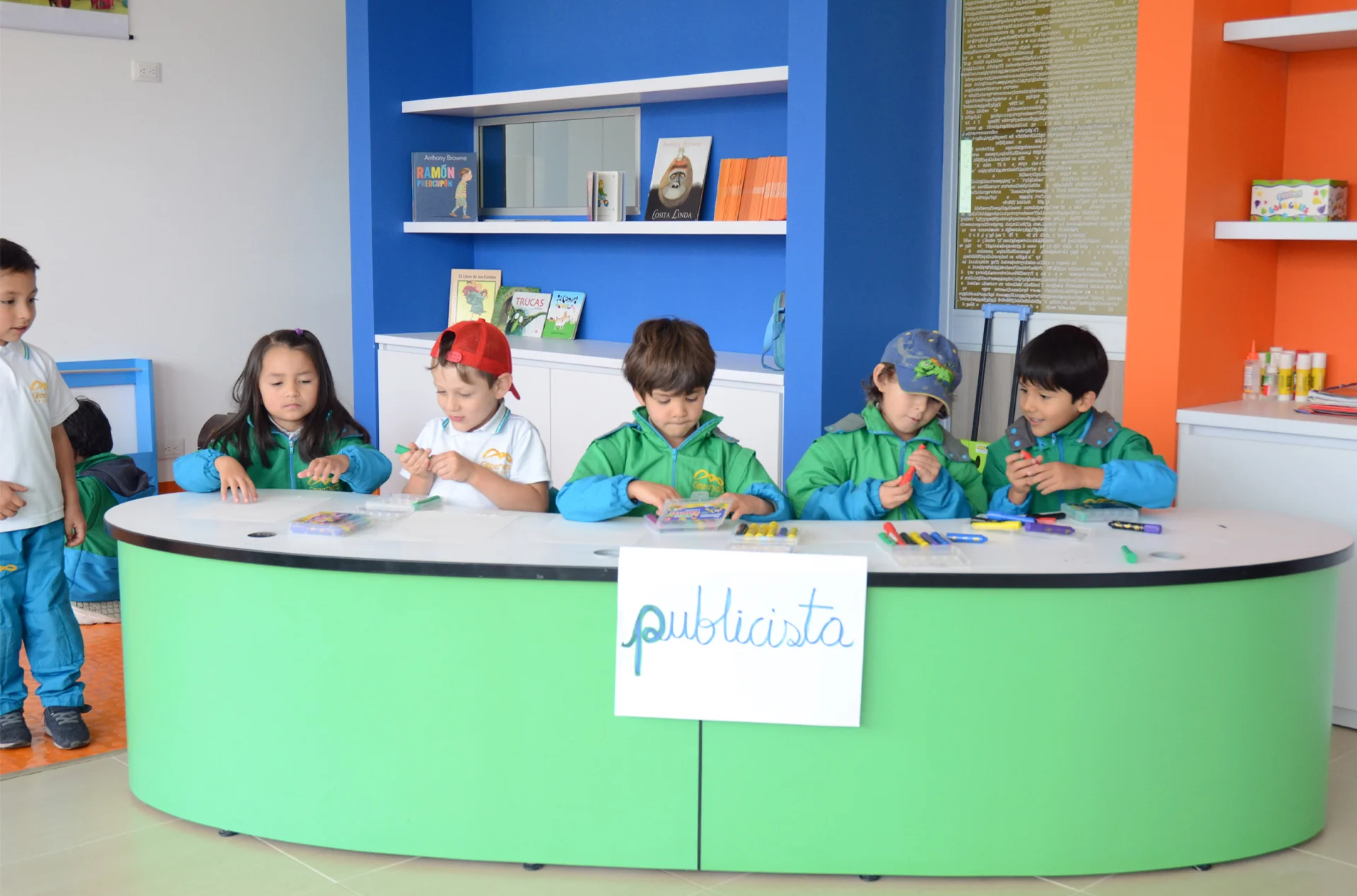 (CARRUSEL)-3-27años-trayectoria-evergreen