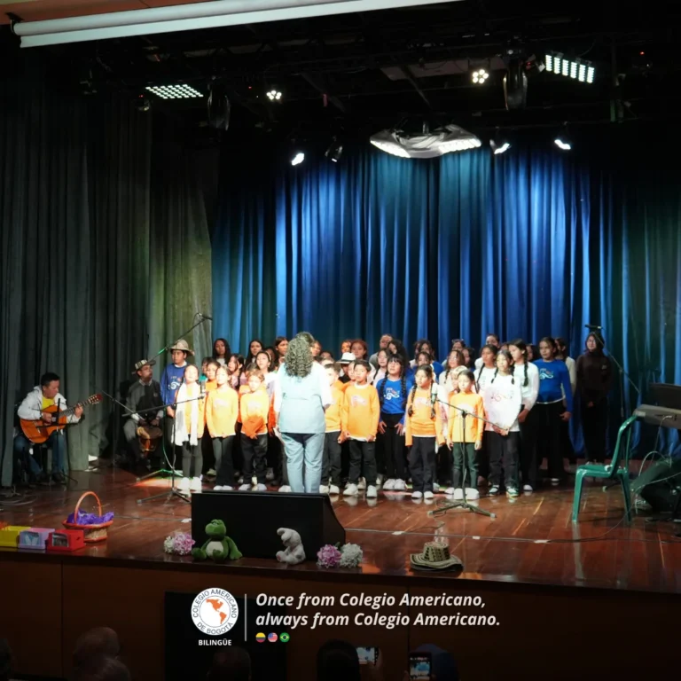 Celebración del Día de los Abuelos en el Colegio Americano de Bogotá – Bilingüe