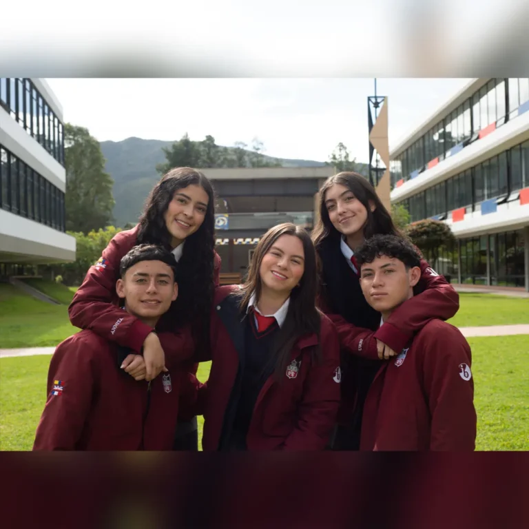 Cambios en la educación escolar en el Colegio Nueva Inglaterra de Bogotá