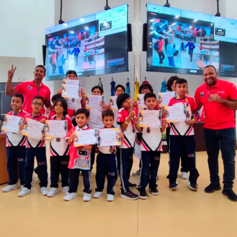 Biffi La Salle Bilingual School de Barranquilla brilla en Robótica Educativa