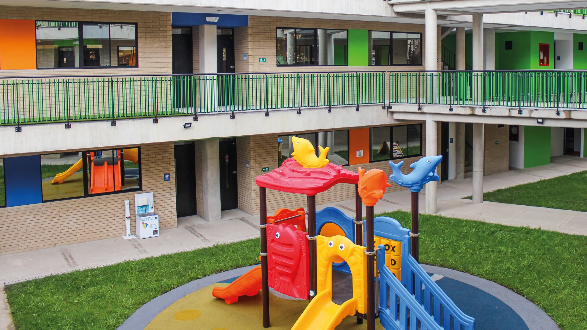 Colegio Innova Niza (Bogotá)