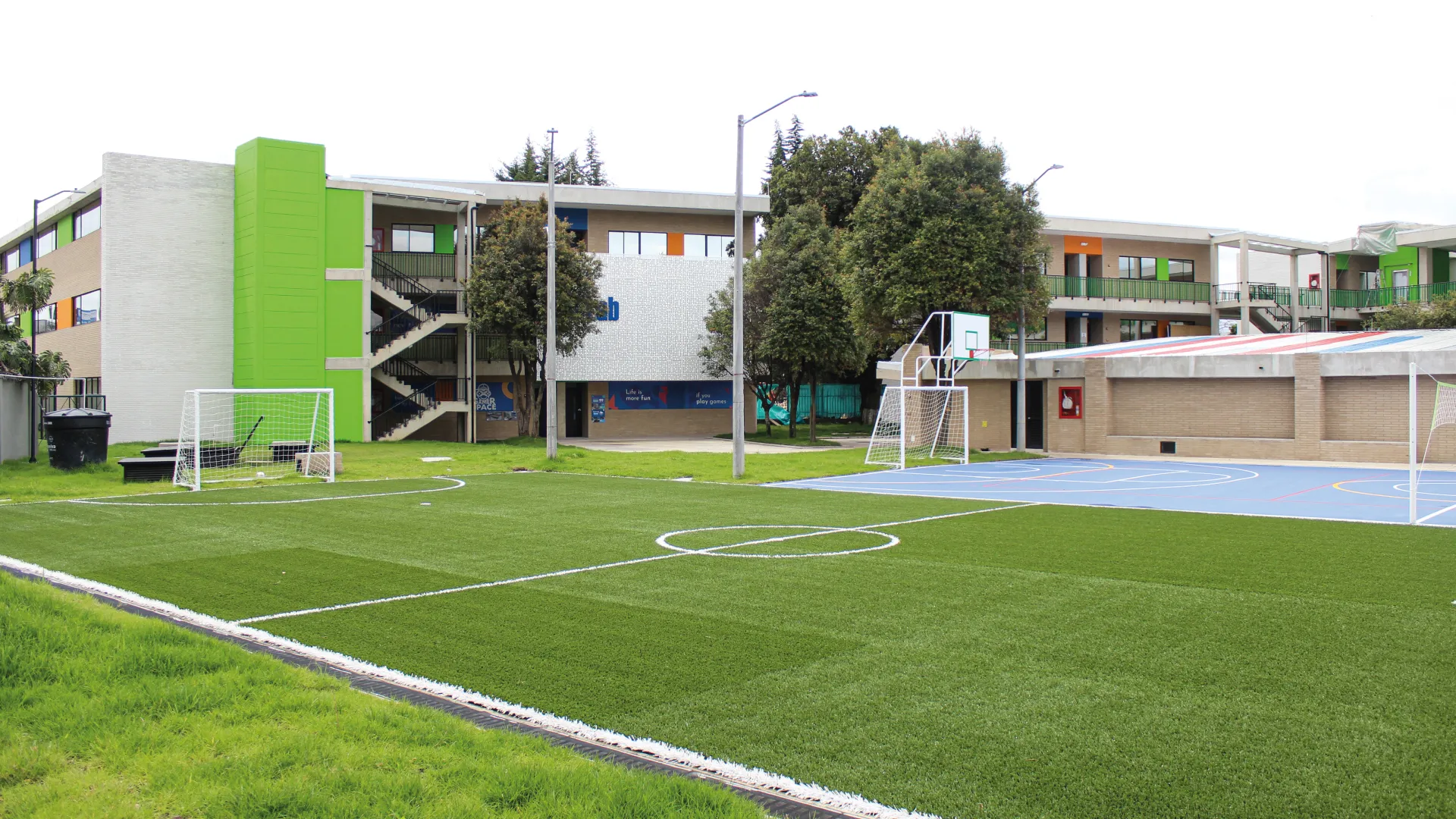 Colegio Innova Niza (Bogotá)