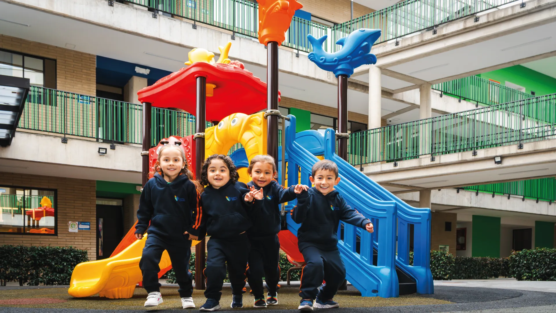Colegio Innova Niza (Bogotá)