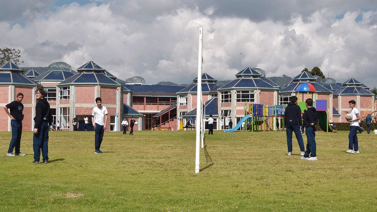 Gimnasio Los Caobos (Chía)