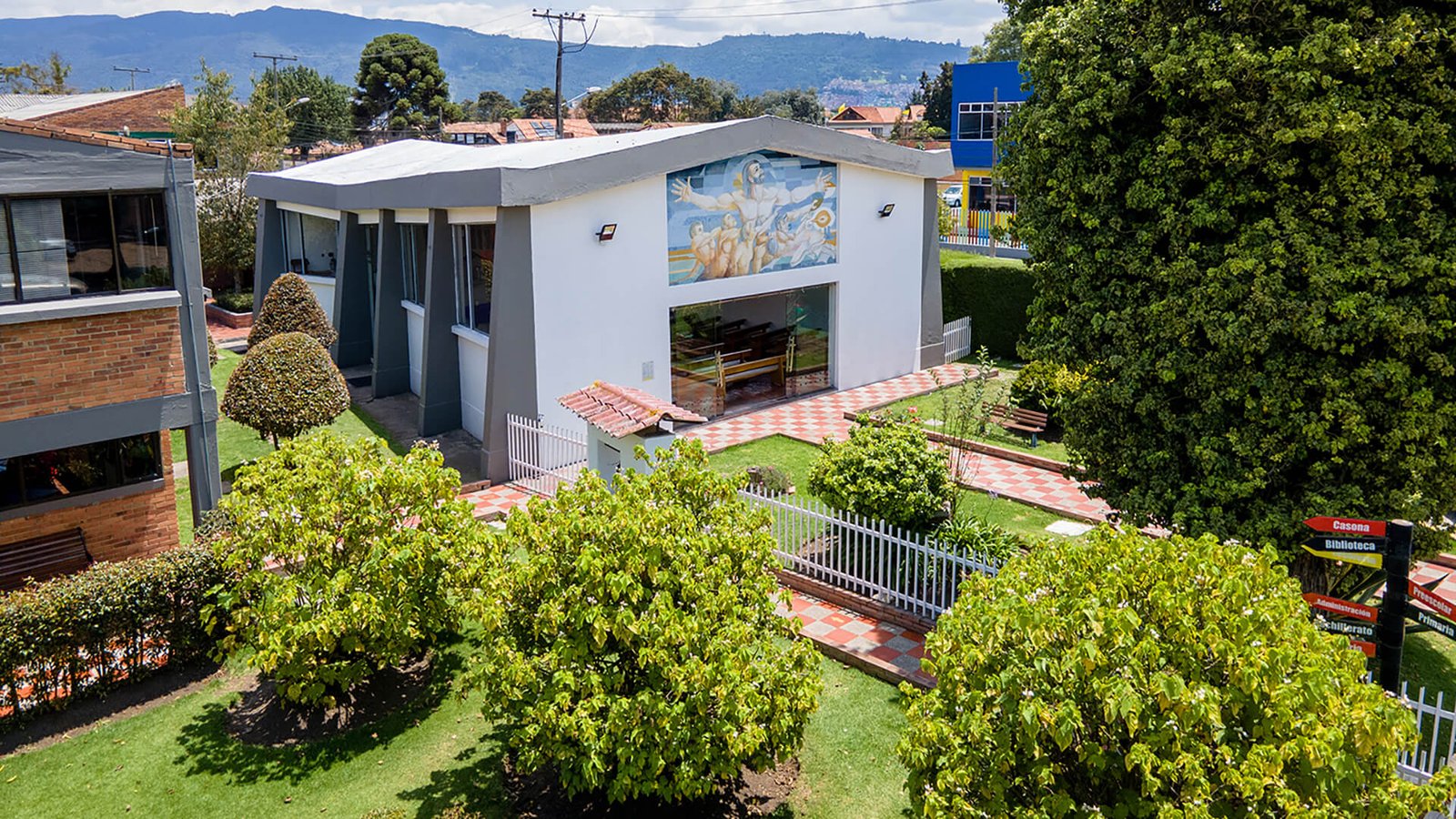 Fundación Colegio Emilio Valenzuela (Bogotá)