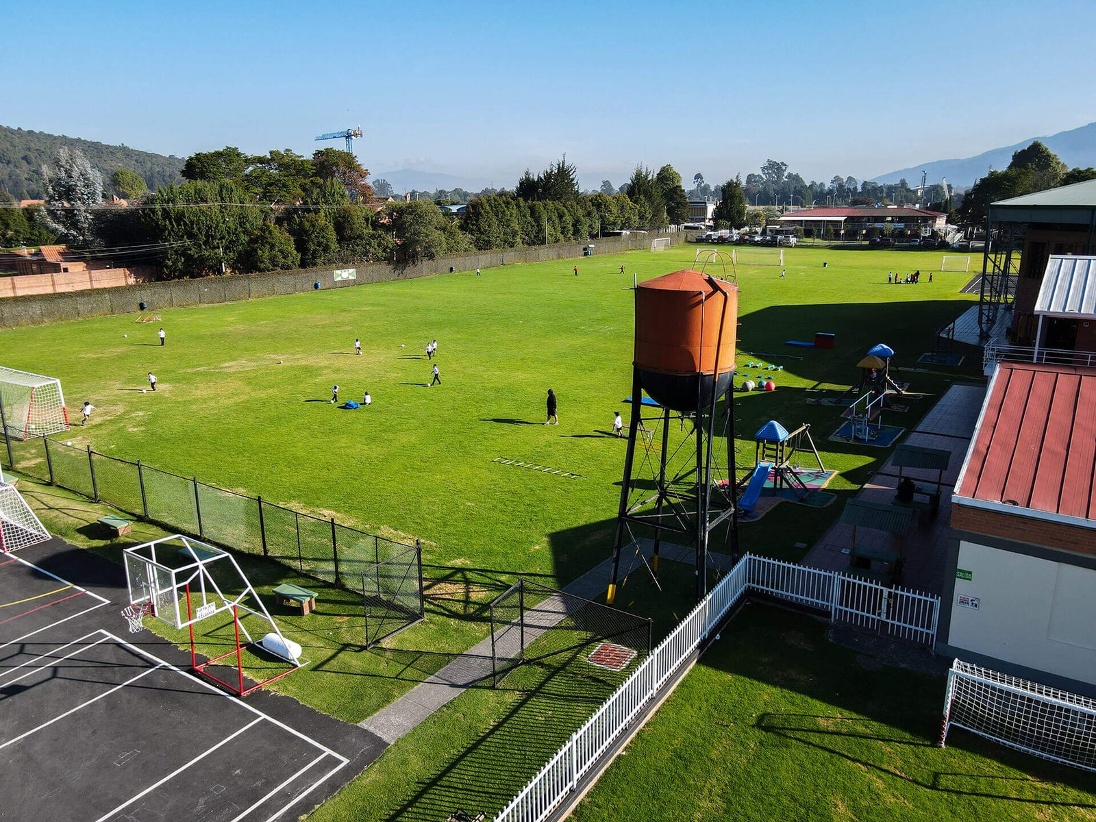 Fundación Colegio Emilio Valenzuela (Bogotá)