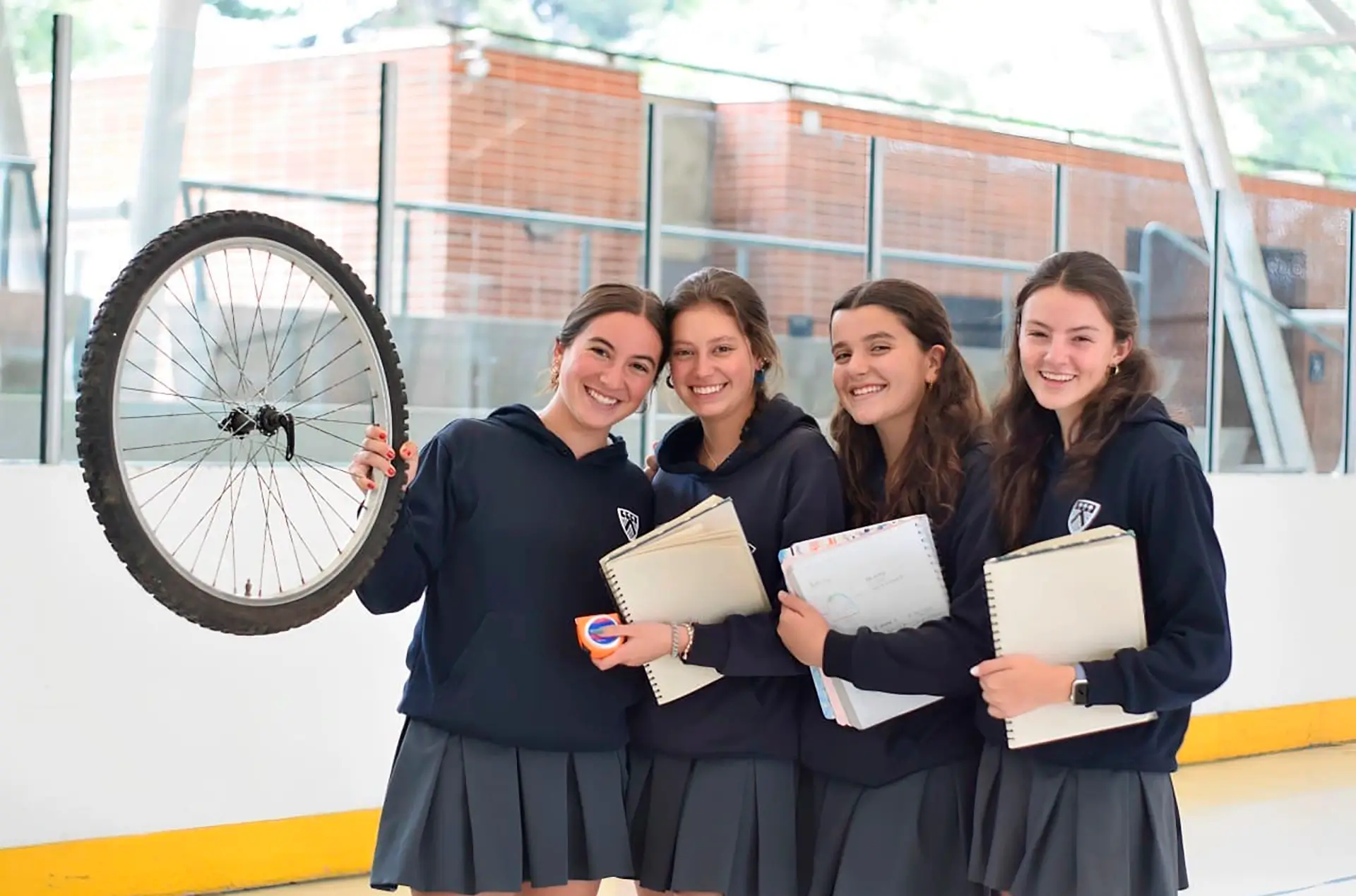 Colegio Los Nogales (Bogotá)