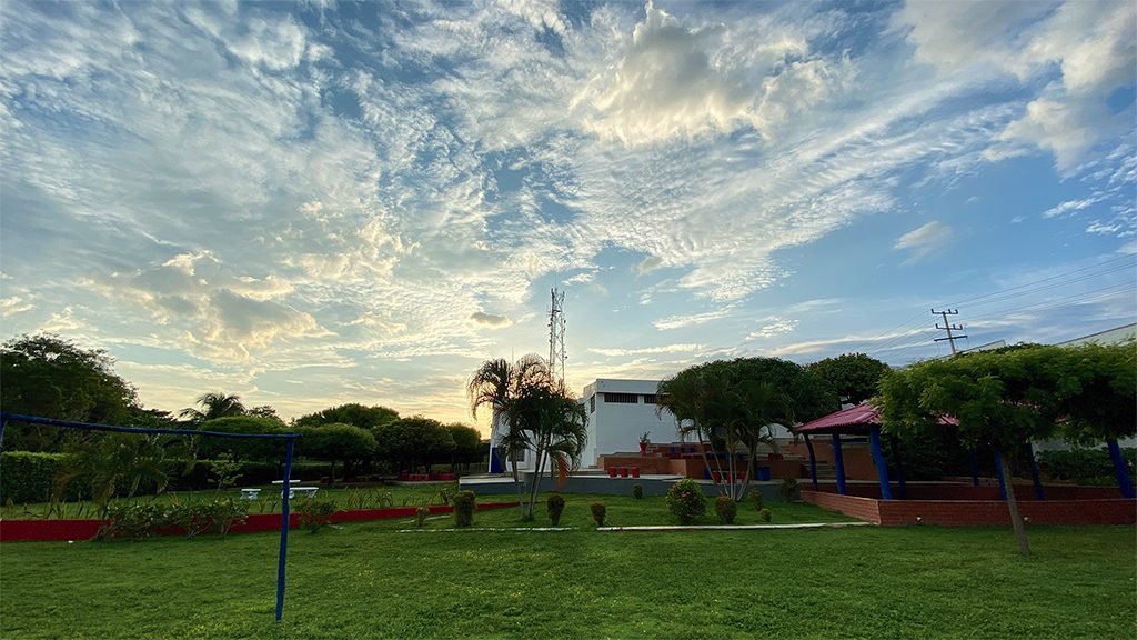 Colegio Sara Deluque Panaflet (Riohacha)