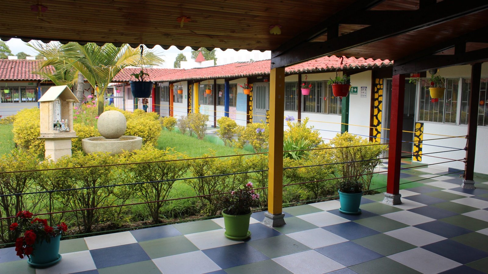 Colegio de Educación Técnica y Académica Celestin Freinet (Bogotá)