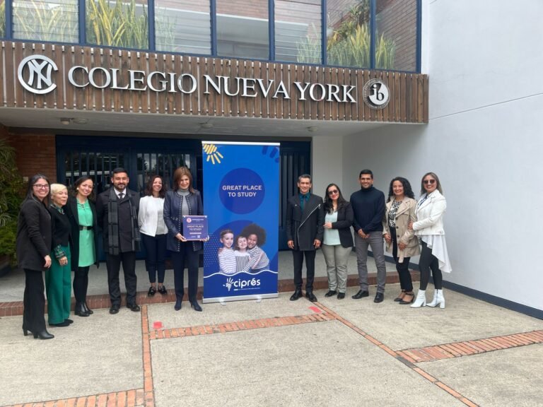 Colegio Nueva York: Recibe por tercera vez consecutiva su Certificación Great Place to Study