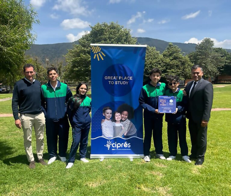 Gimnasio San Angelo recibe segunda Certificación Great Place to Study: Compromiso con la excelencia educativa