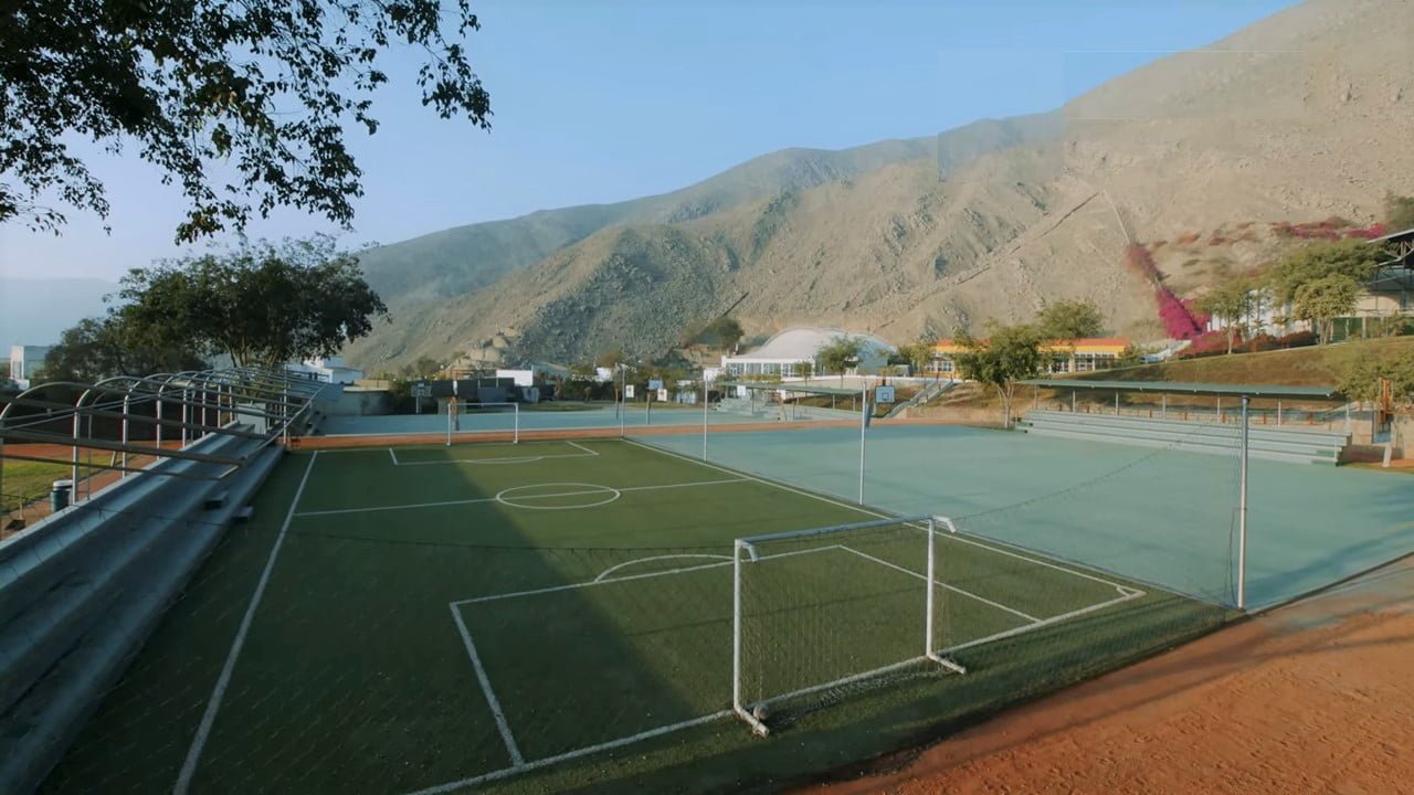 Colegio Villa Caritas (Lima)