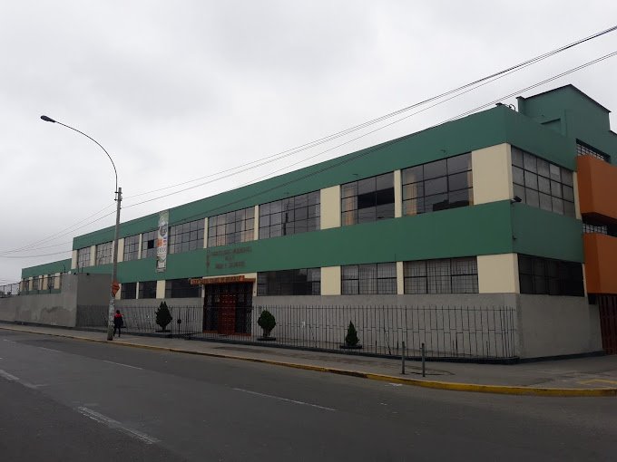 Colegio Particular Santa Isabel De Hungria (Lima)