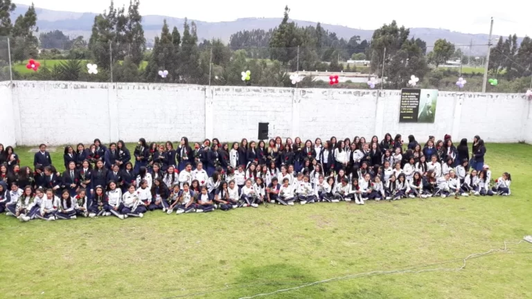 Unidad Educativa Oxford (Salcedo)