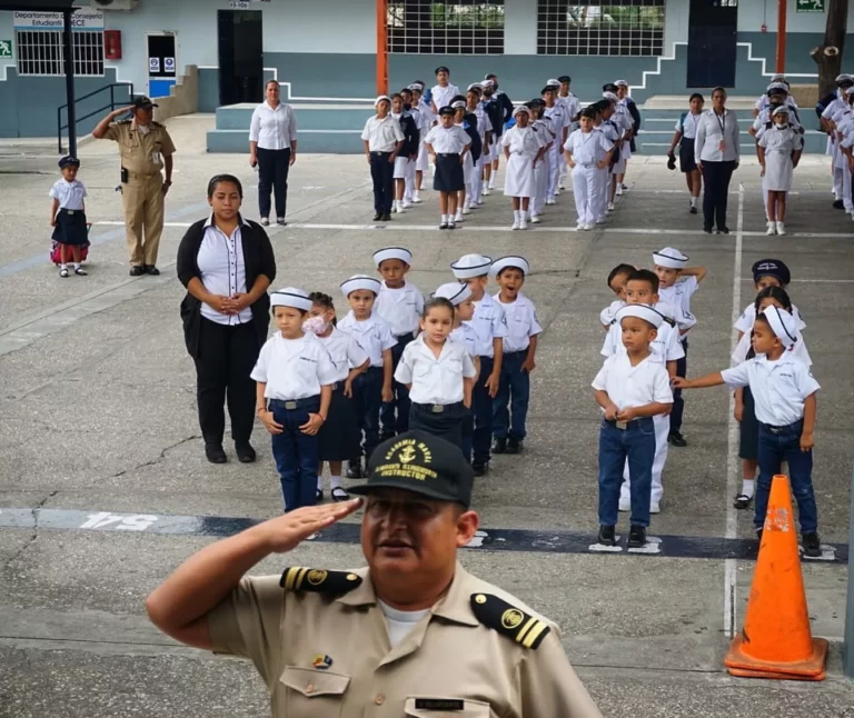Academia Naval Almirante Illingworth (Guayaquil)