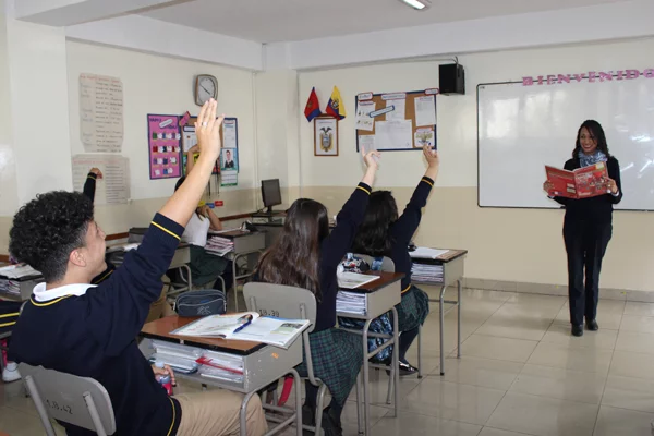 Unidad Educativa Charles Darwin (Quito)