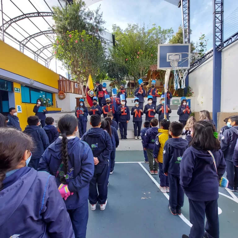 Unidad Educativa San Martín (Quito)