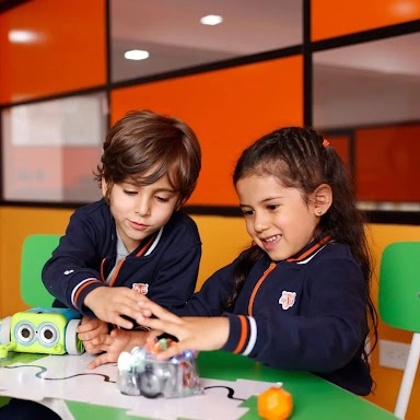 Colegio Terranova Quito en el Portal de Los Mejores Colegios.