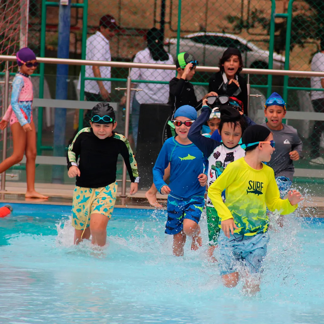 The Colombus American School Rivera: Festival de Natación