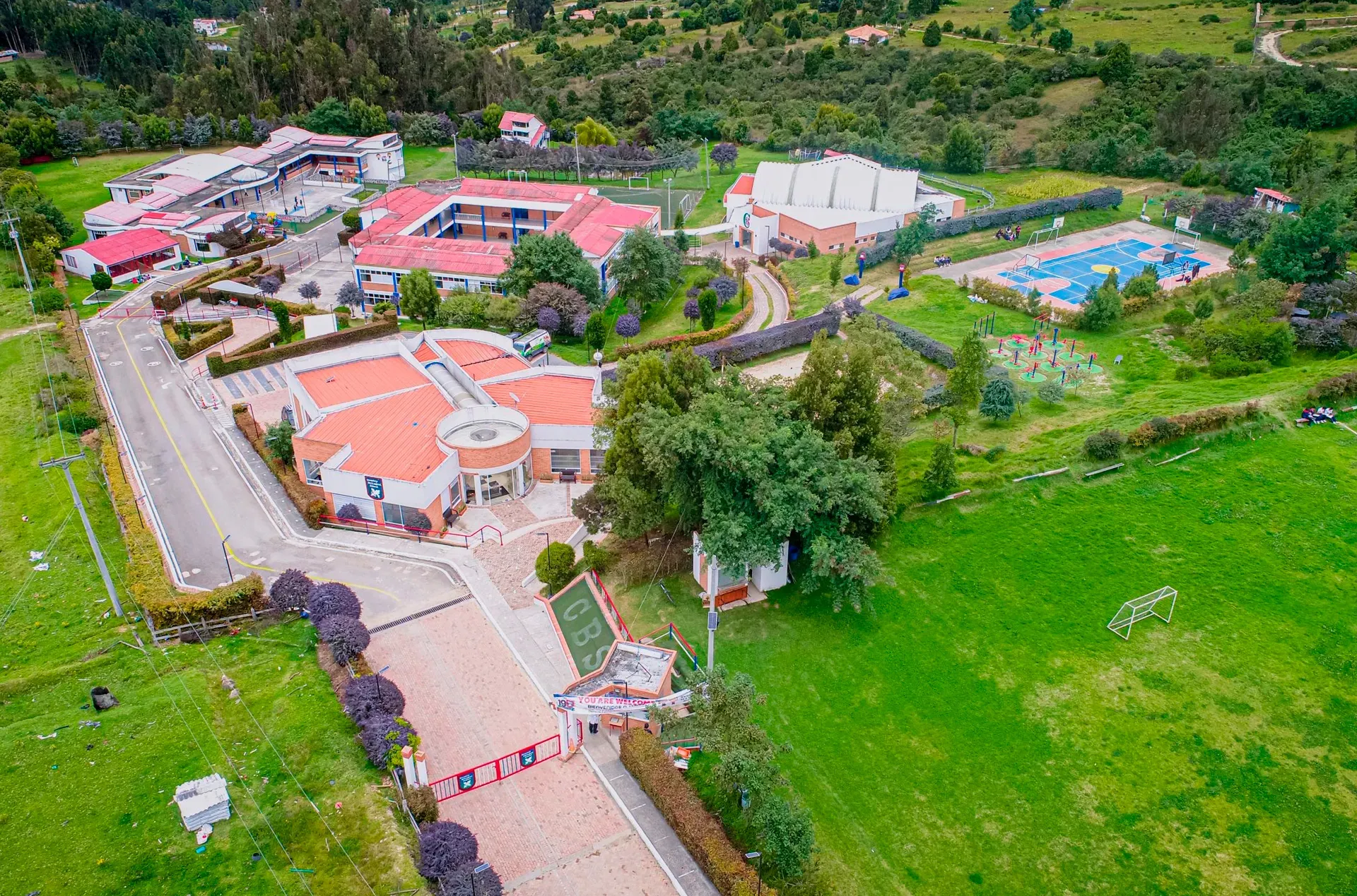 Country Bilingual School