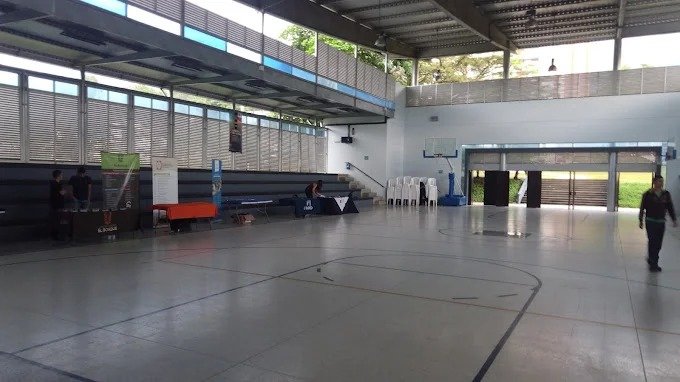 Colegio San Bonifacio de las Lanzas (Ibagué)